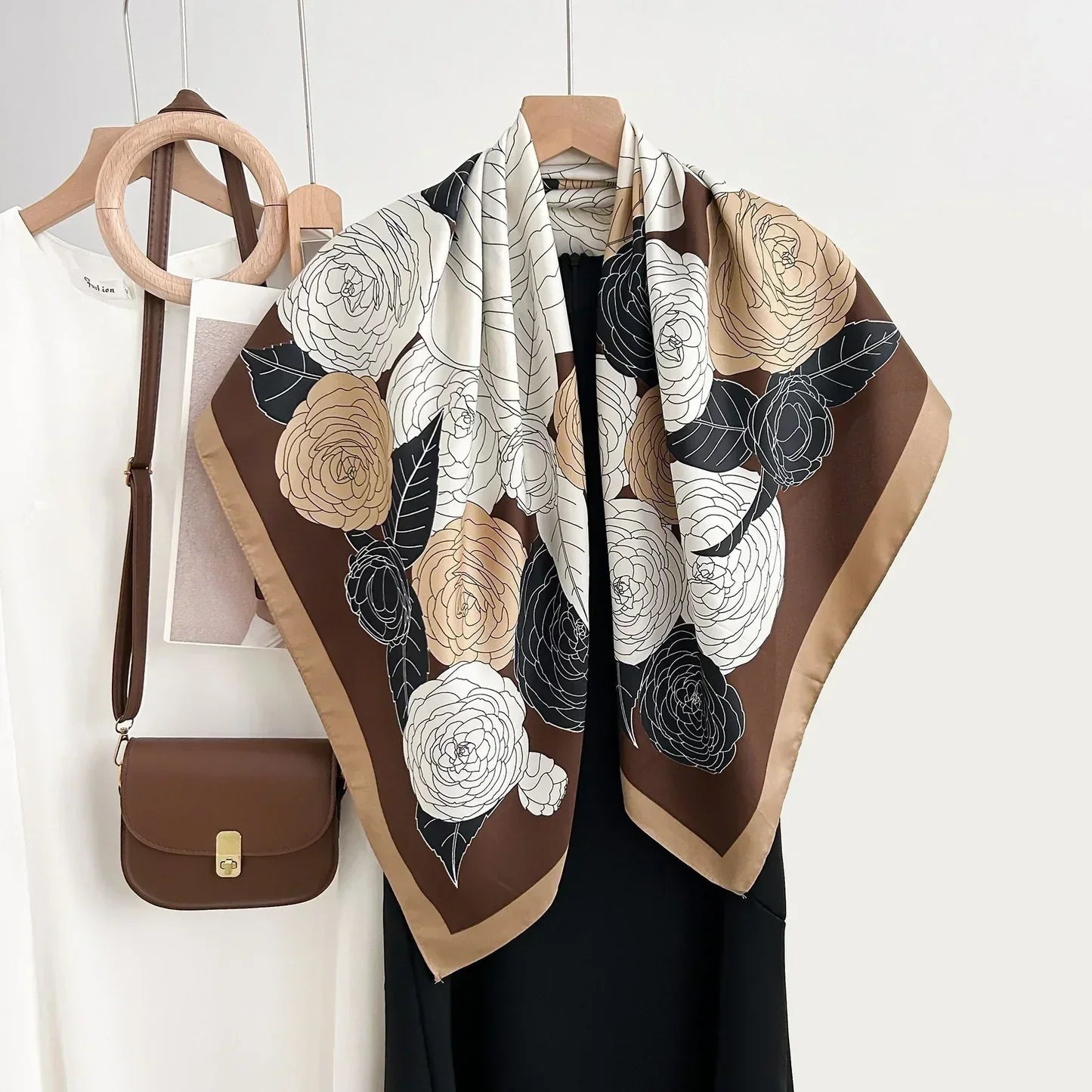 High-profile High-grade Korean Color Matching Floral Printed Scarf